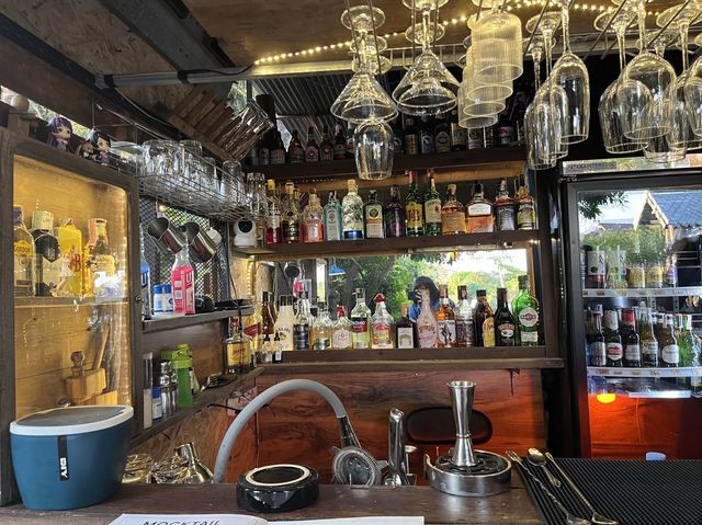 เจริญบาร์ coffee&cocktail เชียงดาว