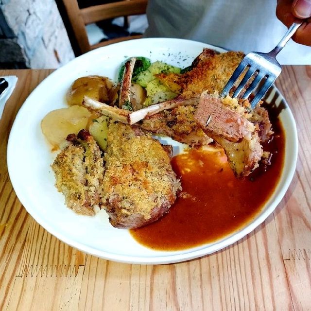 優閒小木屋餐廳