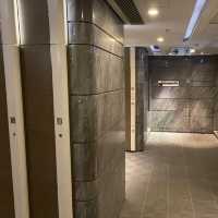 Royal Plaza Hotel. 帝京酒店