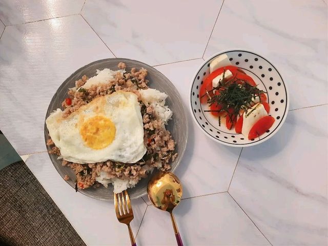 【新北】鶯歌老街午餐：巷鹿甜冰品