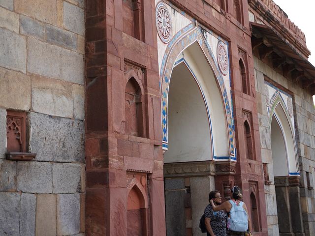 ISA khan Tomb In Delhi 