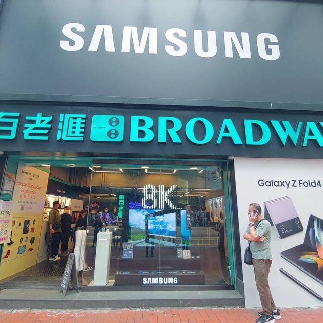 Samsung x 百百老滙期間限定店 Samsung x 百百老滙期間限定店