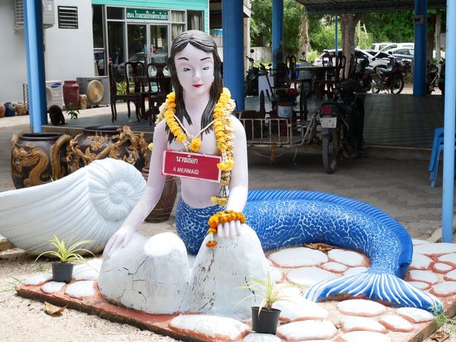 หาดปึกเตียน เงียบสงบ ใกล้กรุงเทพ  