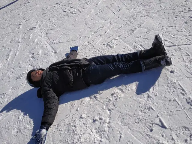 Catching a Ski at Huaibei Ski resort