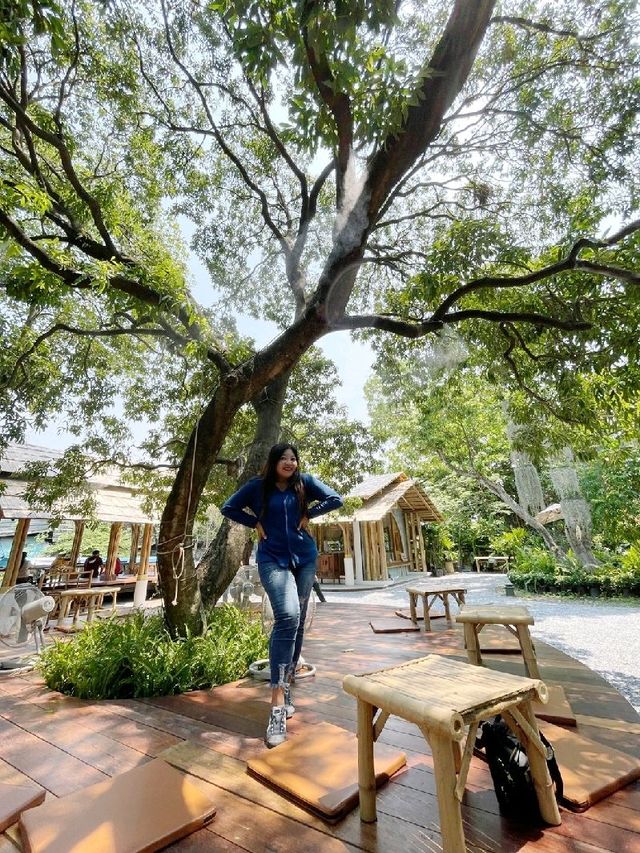 Poomjai Garden / Natura Cafe 