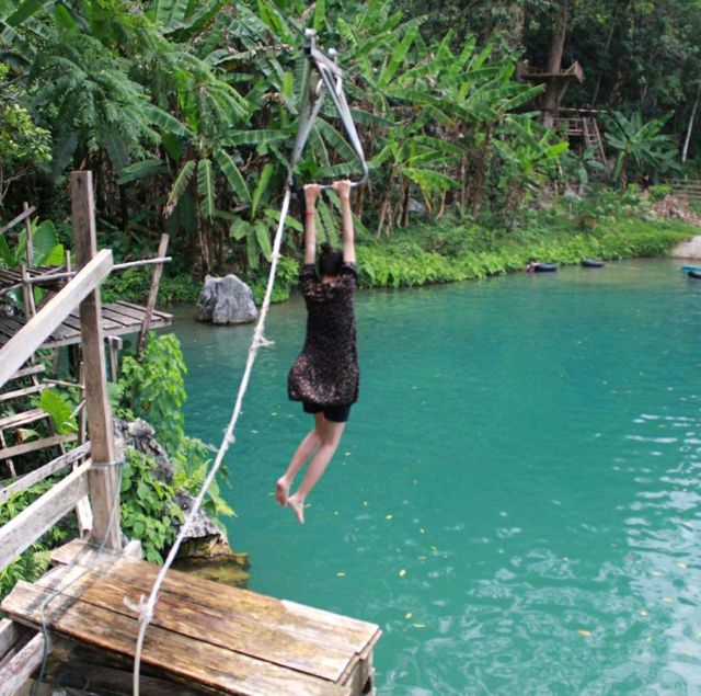 Blue Lagoon Vang Vieng

(Laos)