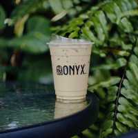 คาเฟ่สายคอกาแฟ “ ONYX Café & Studio Pattani”