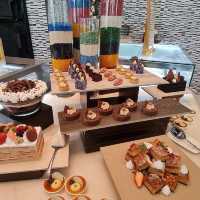 Hungry at High Street Cafe in Shangri-La BGC