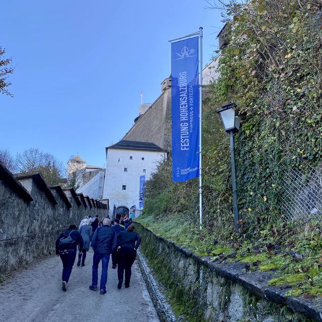 Going up to the Fortress Hohensalzburg 