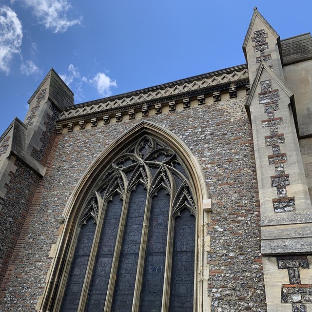 聖奧爾本斯座堂 (The Cathedral & Abbey Church)