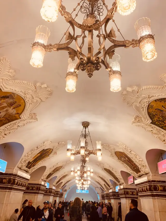 Experience the Moscow Metro, wander through art palaces.