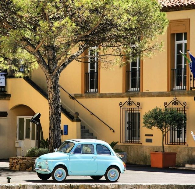 The "Venice" town of Provence - Port Grimaud.