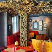 Beautiful Lobby Bar at Vagabond Club