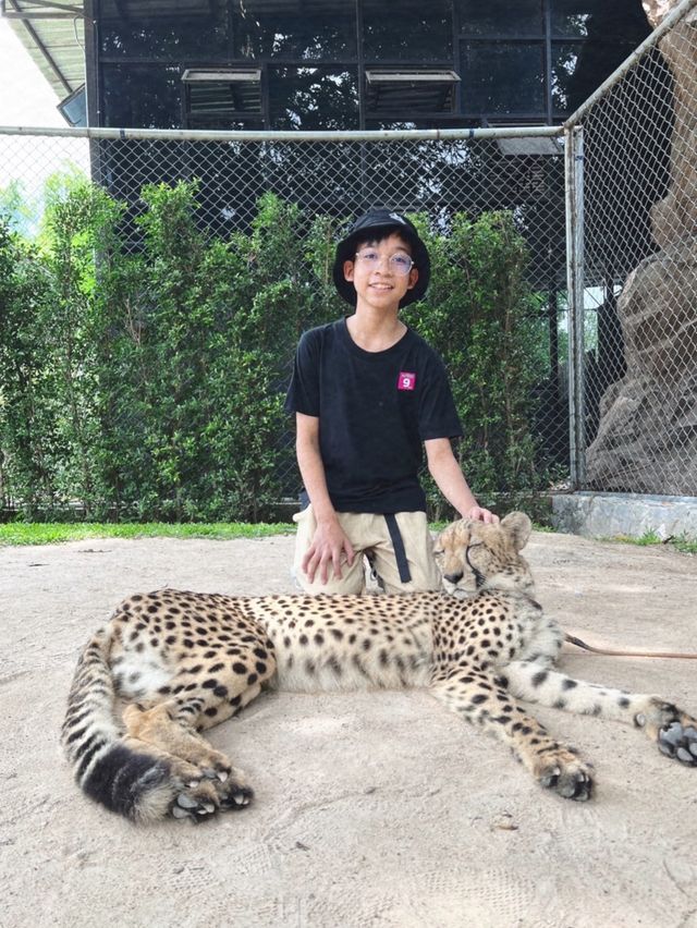 Hello มา Huahin Safari กันเถอะะ!!