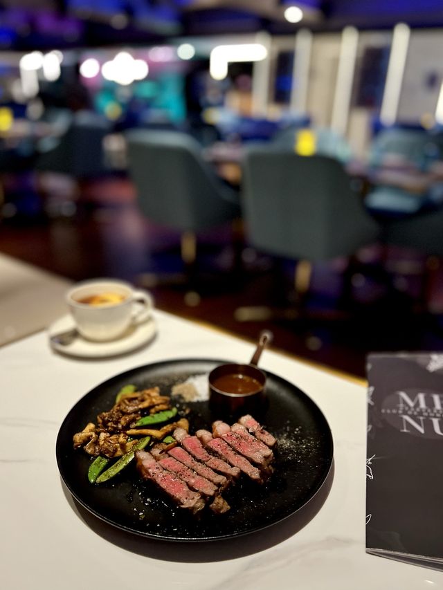 尖東懷舊歌廊 × 高質海景西餐廳🍽🥳