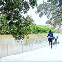 บรรยากาศดี คาเฟ่ติดแม่น้ำปราจีนบุรี