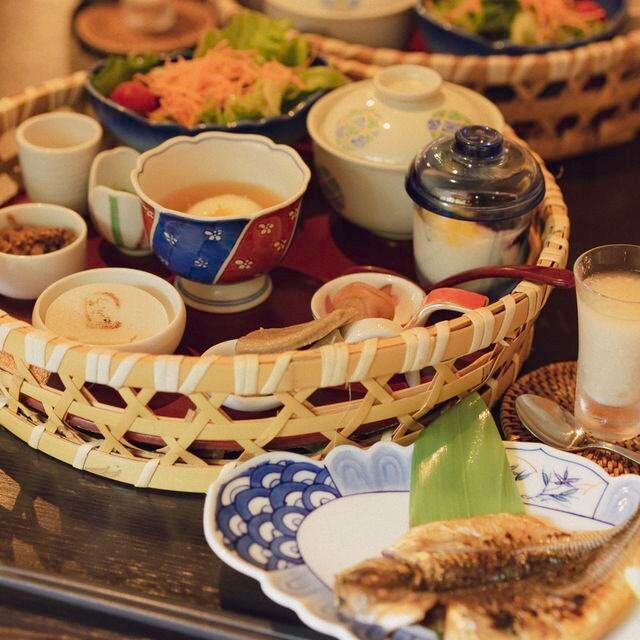 重要文化財に泊まれる 箱根三河屋旅館