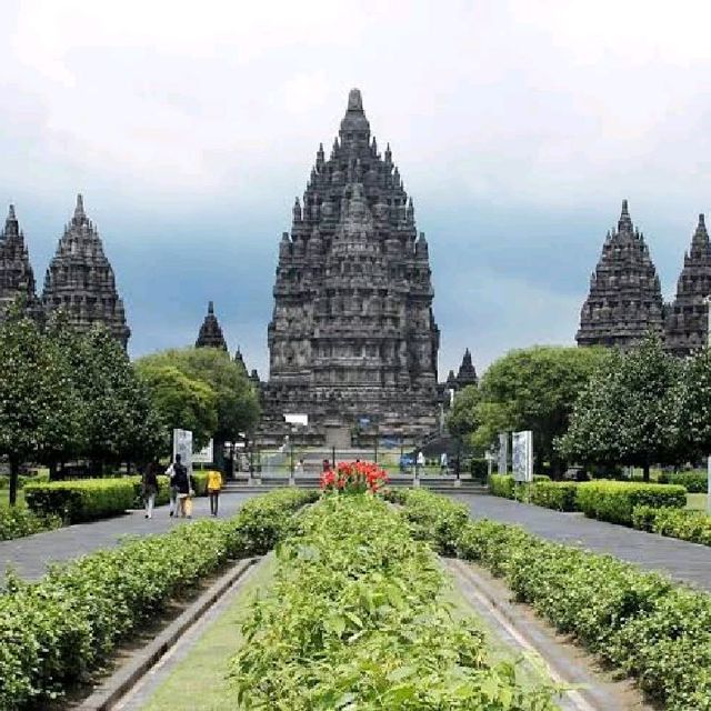 PRAMBANAN TEMPLE