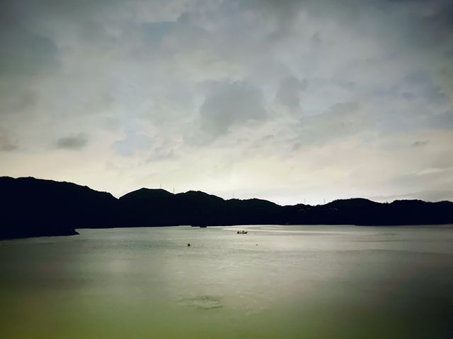 夜遊黃金海岸沙灘