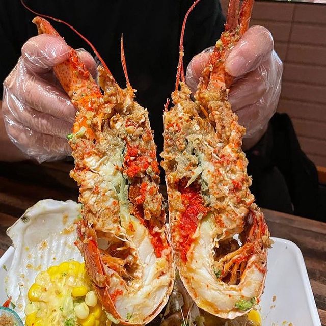 ✤♡ 足料又滋味的海鮮桶 • 澳洲和牛鍋亦不錯 ♡✤