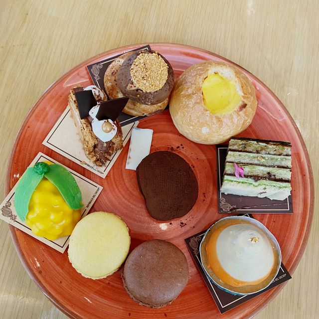 性價比高 - 有生蠔的自助午餐 - Cordis Hotel 康得思酒店