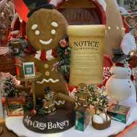 Mrs Claus Bakery~機關處處的聖誕佈置😍😍😍