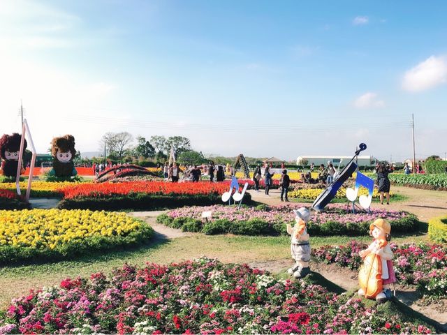 臺中后里 市郊人氣後花園 中社觀光花市花海