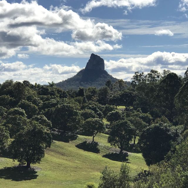 Nice cafe to see the Glass Mountain 