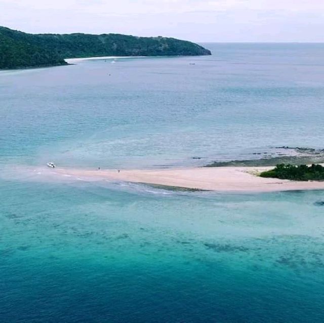 ทะเลแหวกเกาะครามน้อย (Koh Kham Noi Sandbar)