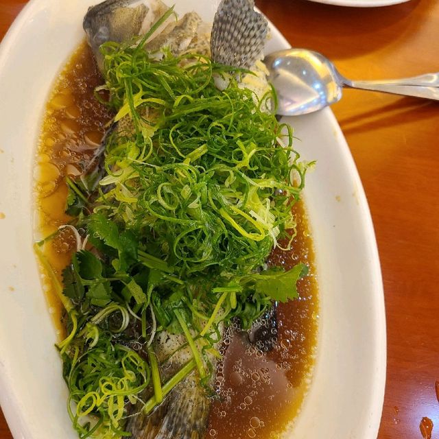 食海鮮都係係西貢