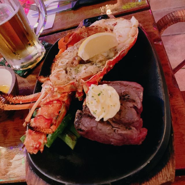 アメリカンサイズの肉に食らい付け！