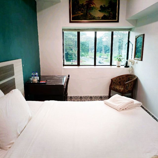 the nearest hotel to taiping lake garden! 