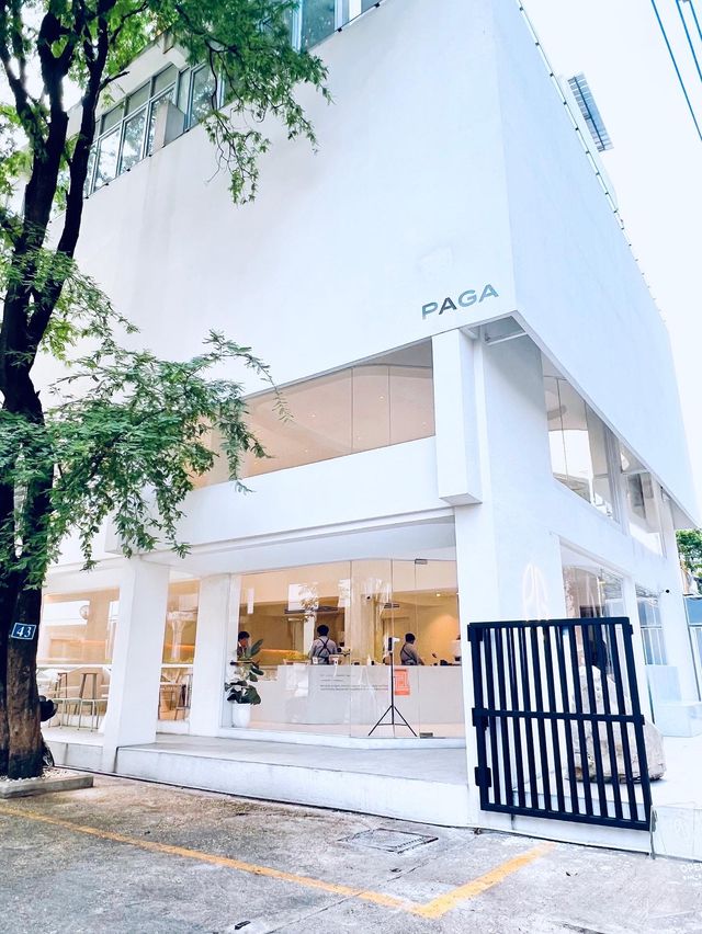 曼谷純白coffee shop 