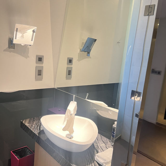 Pullman Saigon center hotel