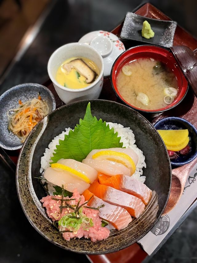 銅鑼灣新鮮刺身丼飯🍣 銅鑼灣新鮮刺身丼飯🍣