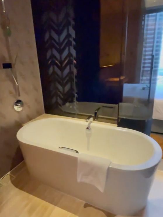 Oasia Hotel Downtown