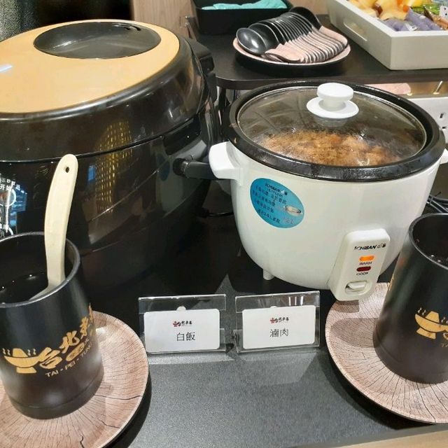 台式午市半自助套餐