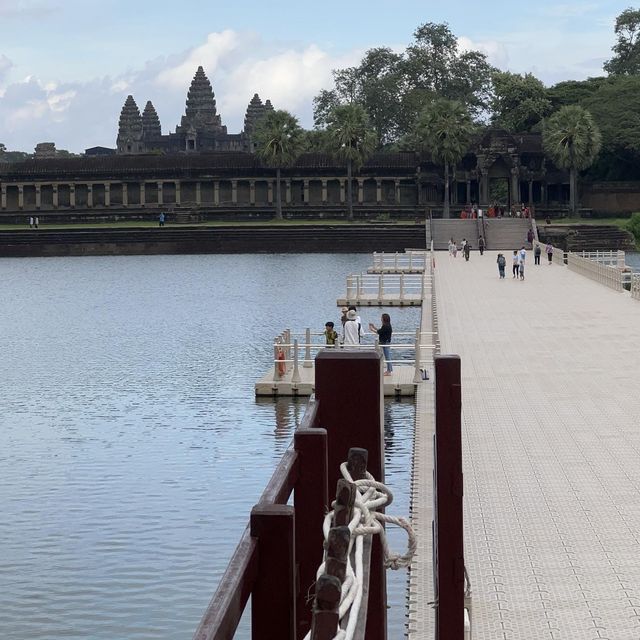 Amazing Angkor Wat no queues for pictures
