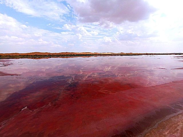 The RED LAKES of Inner Mongolian Desert ❤️❤️❤