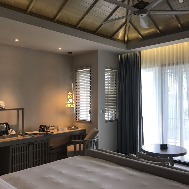 Best hilltop resort Pullman Naithon Beach