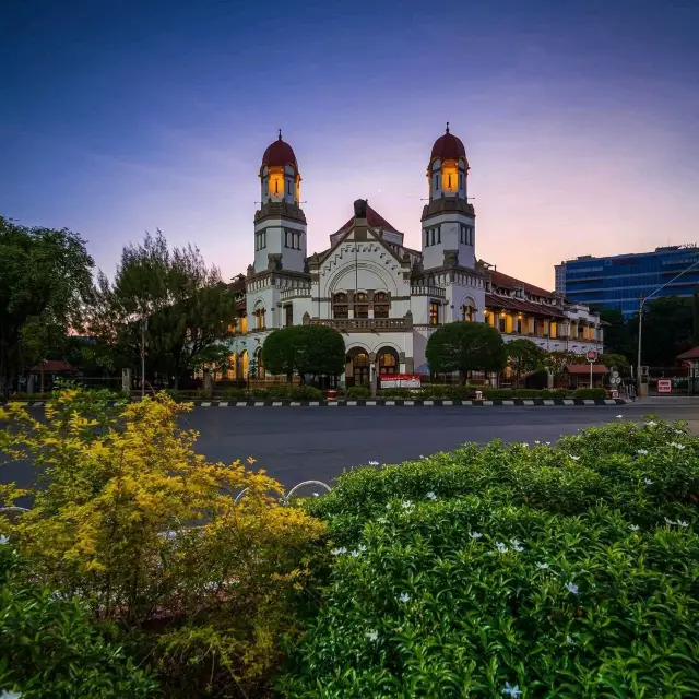 LAWANG SEWU : SEMARANG