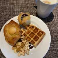 Breakfast หลากหลายที่เลอเมอริเดียนเขาหลัก