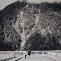 KUROBE DAM ALPINE ROUTE JAPAN