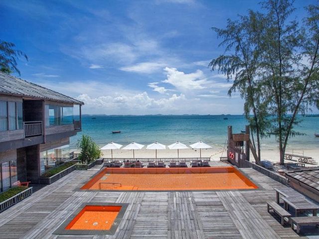 Baan Ploy Sea
