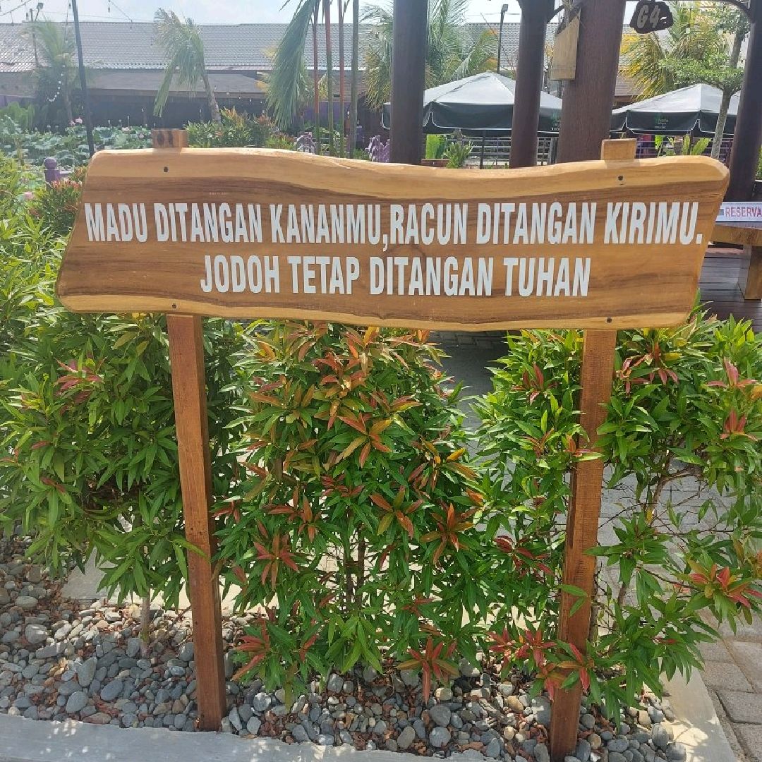 Bambu Ungu Resto, Funny Quotes here & there  Medan Travelogues