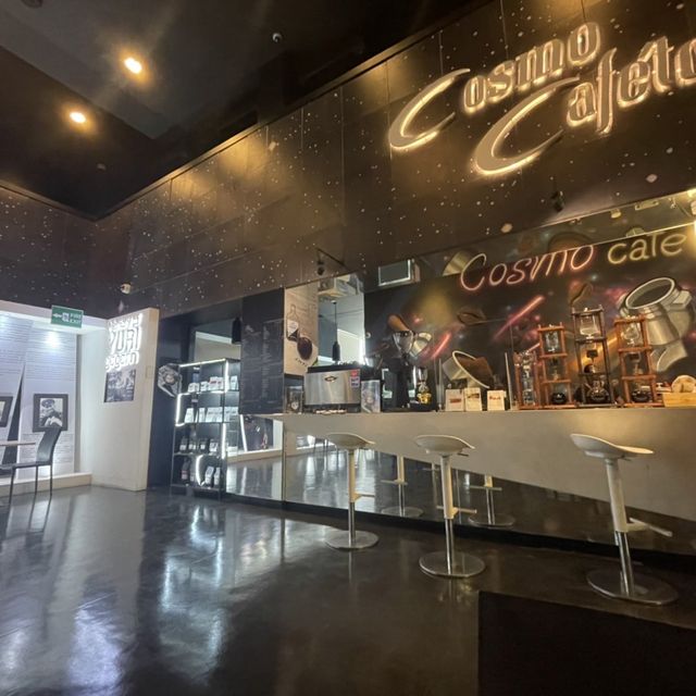 Cosmo Cafe'to Cafe 🪐