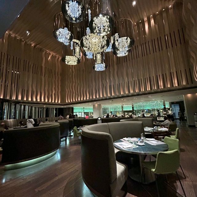 四人自助餐