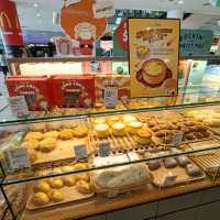 Breadtalk celebrates Christmas 