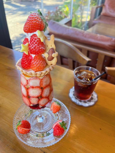 熊本カフェ】いちごパフェが始まったよ🐰🍓 | Trip.com 東区