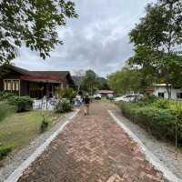 A great family serene retreat at Laman Tamara